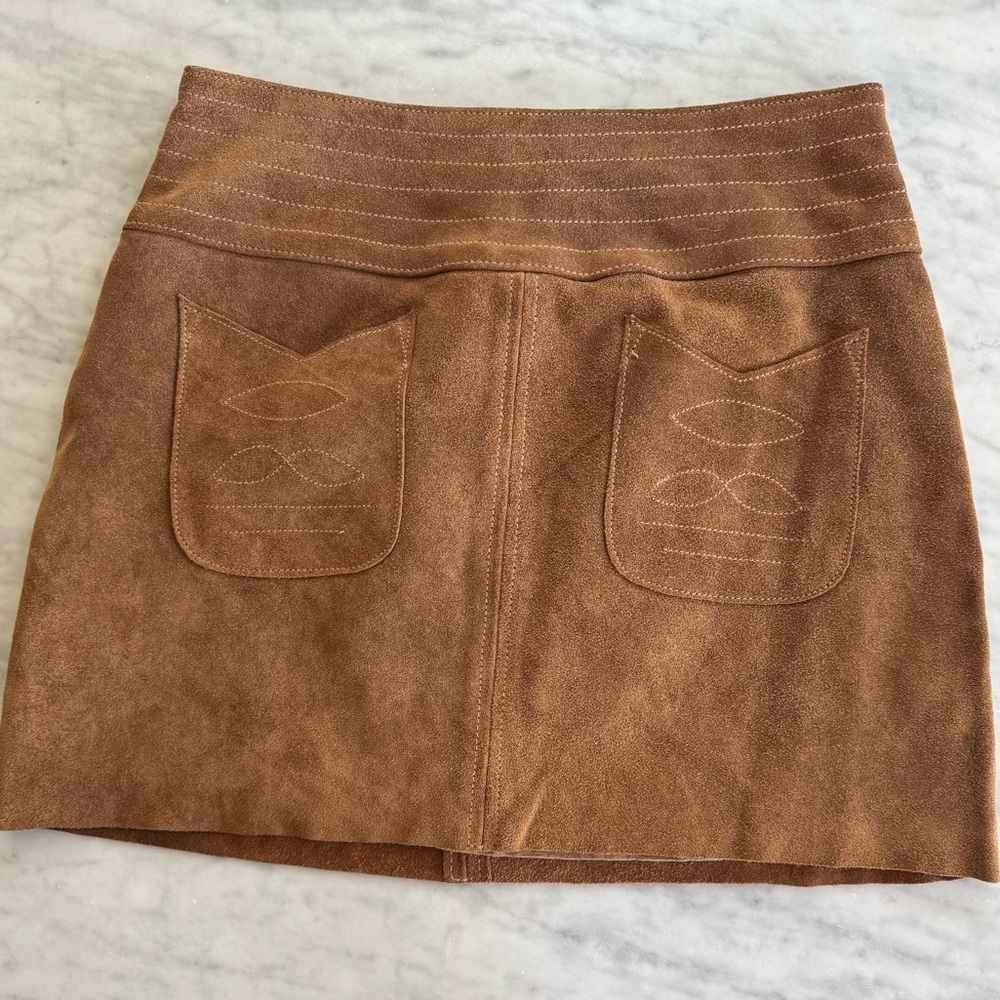 Free People Modern Love Brown Suede Mini Skirt with Front Patch Pockets Size 0 - Picture 2 of 8
